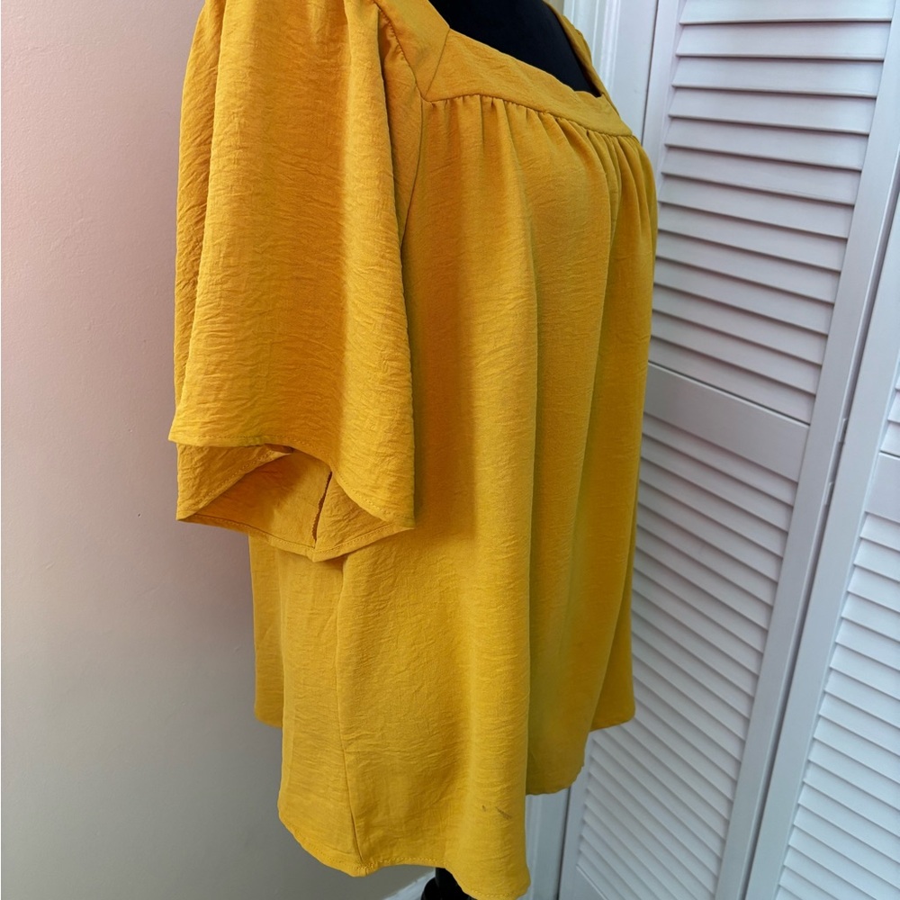 Pixi & Ivy Blouse